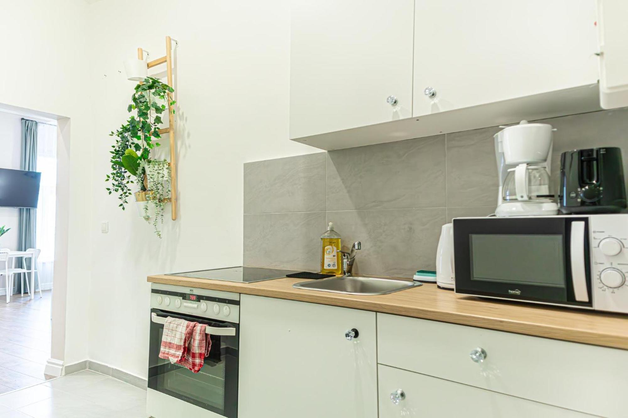 Stylish Studio Apartment Wiener Stadthalle מראה חיצוני תמונה