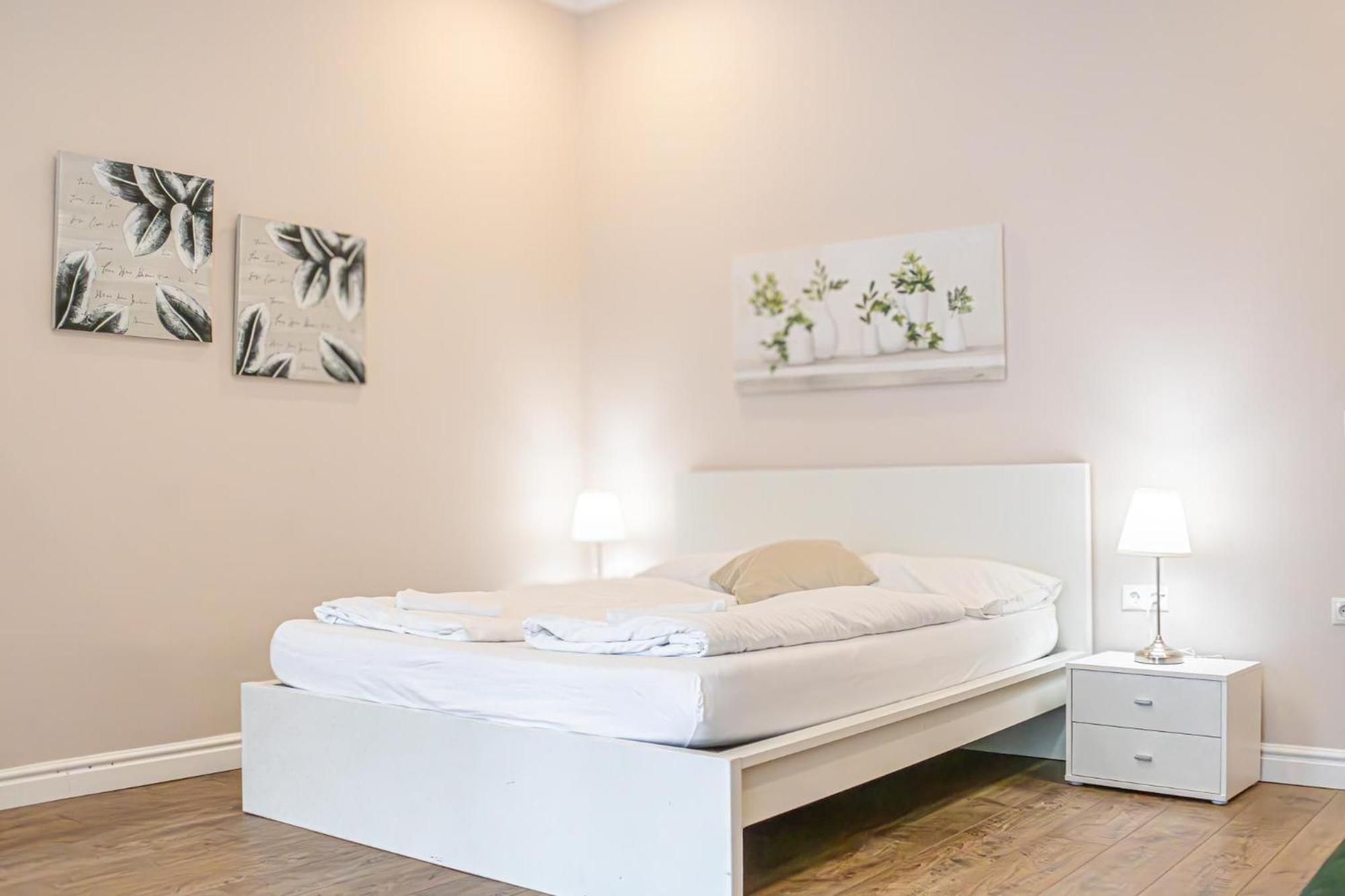 Stylish Studio Apartment Wiener Stadthalle מראה חיצוני תמונה